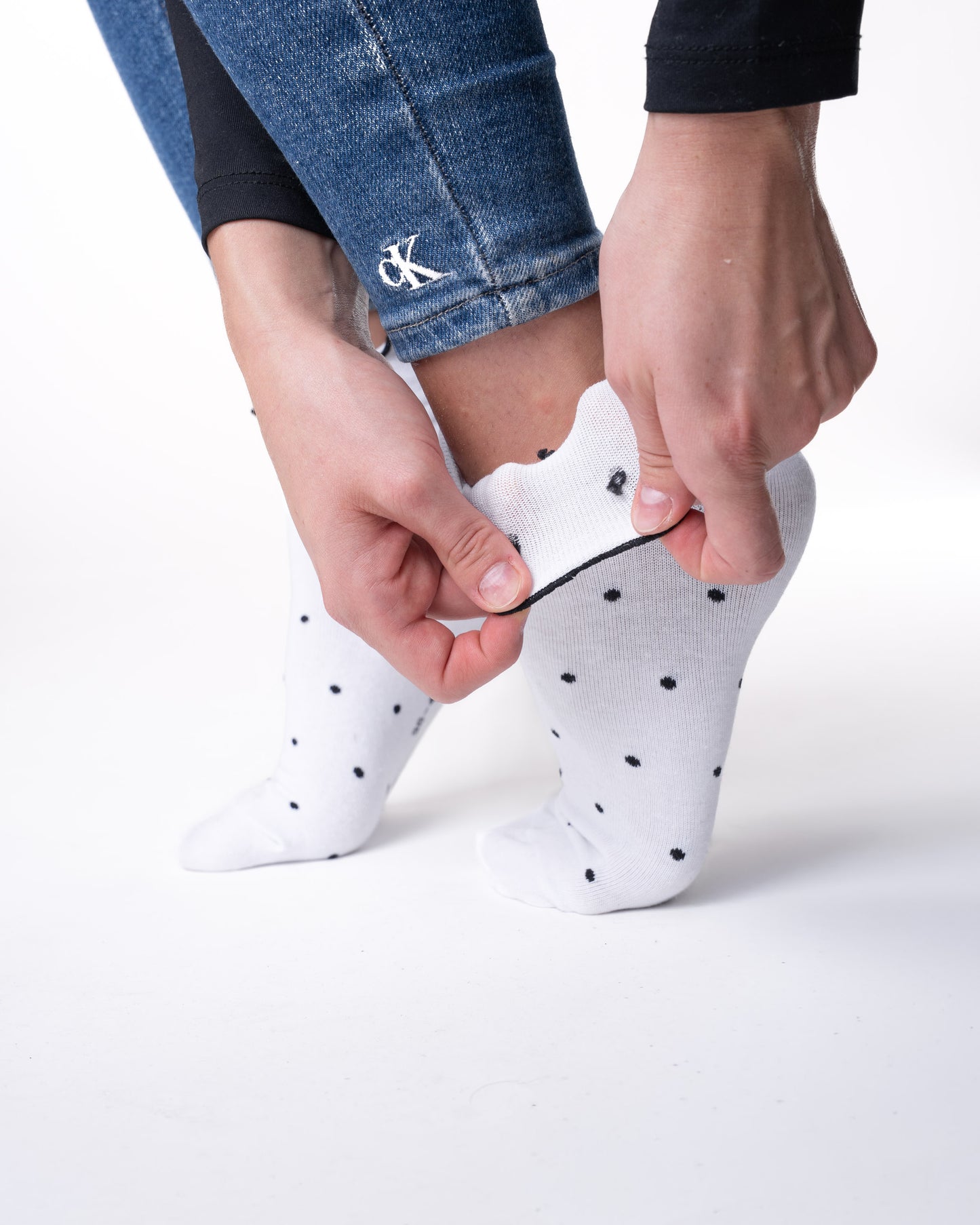 6 pár női guminélküli zokni, félmagas pöttyös 5573