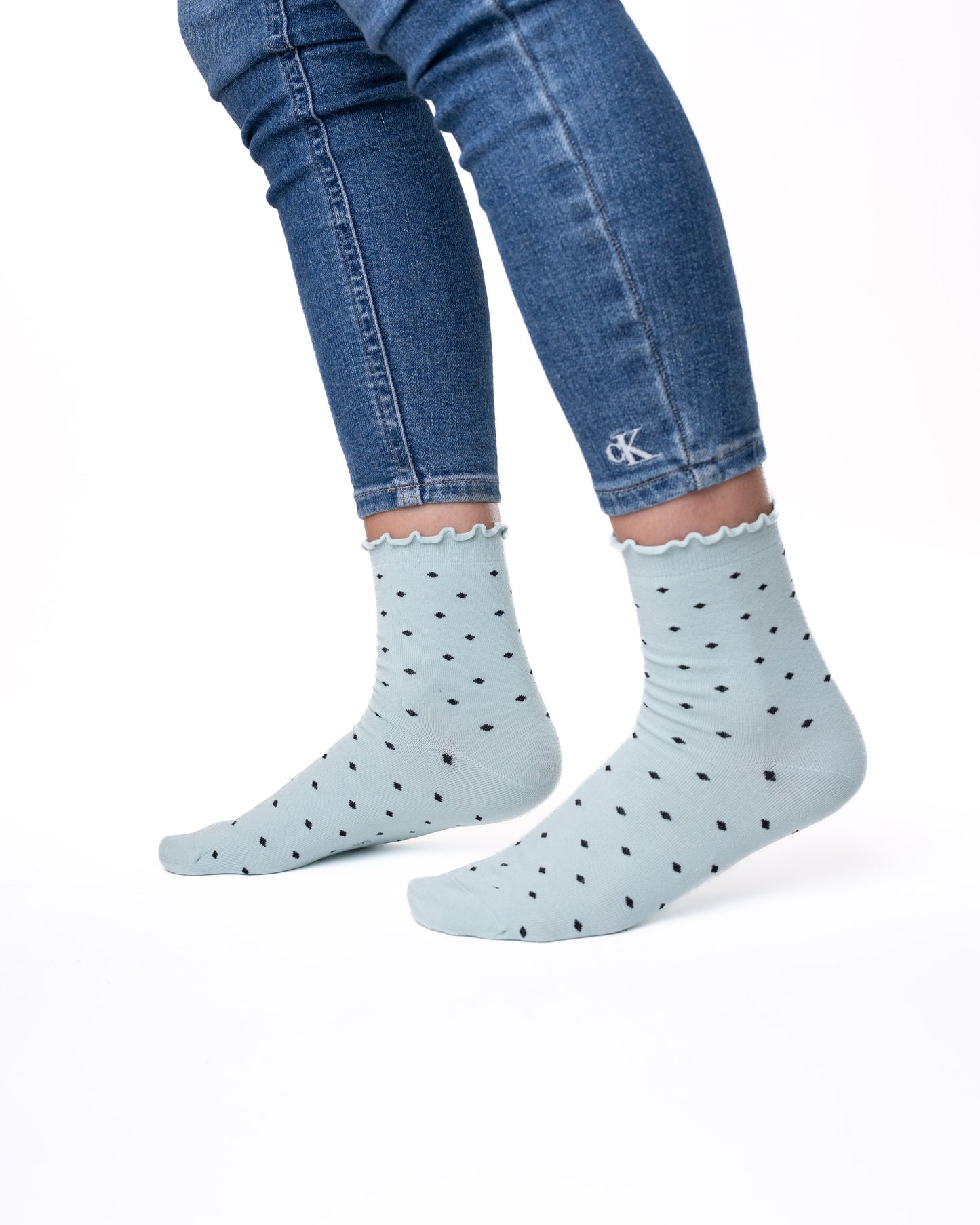 6 pár antibakteriális női zokni guminélküli és varrás nélkül, pöttyös 5855