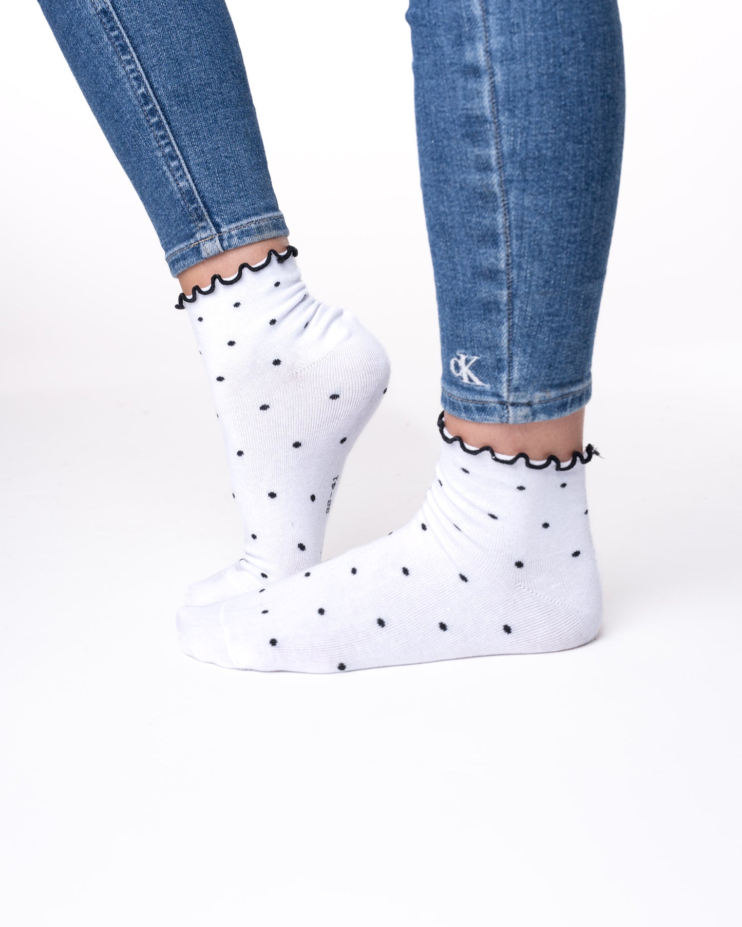 6 pár női guminélküli zokni, félmagas pöttyös 5573